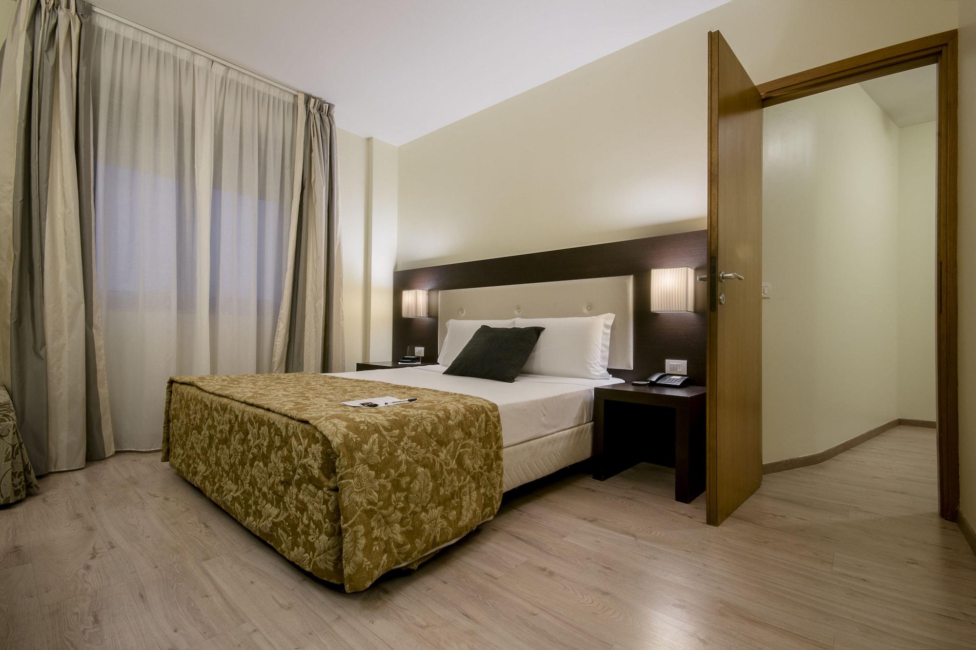 Hotel Executive Siena Esterno foto