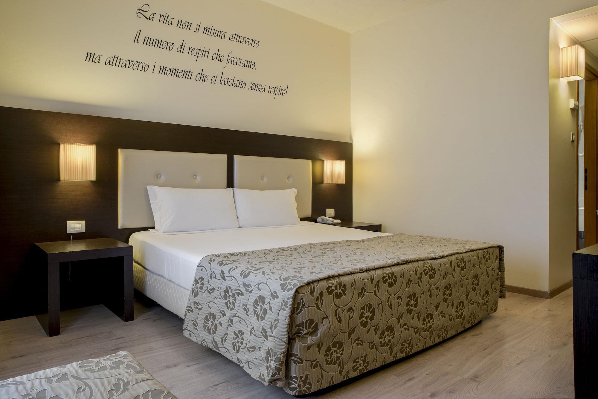 Hotel Executive Siena Esterno foto