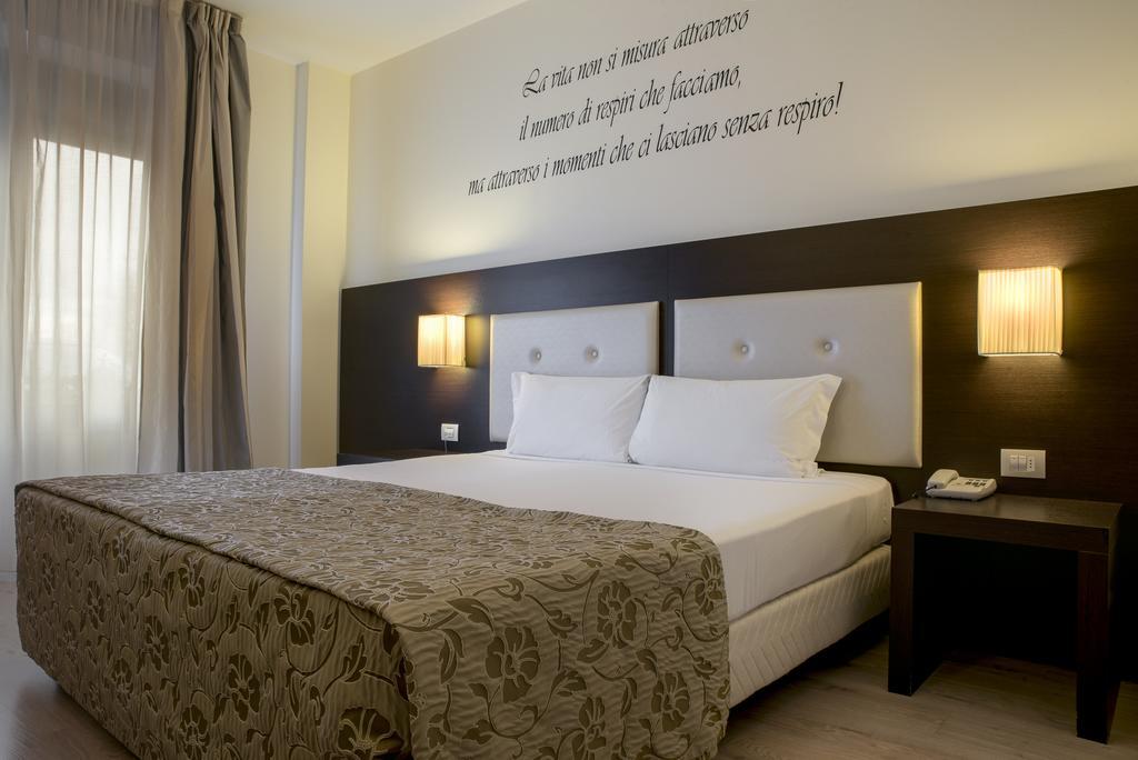Hotel Executive Siena Esterno foto