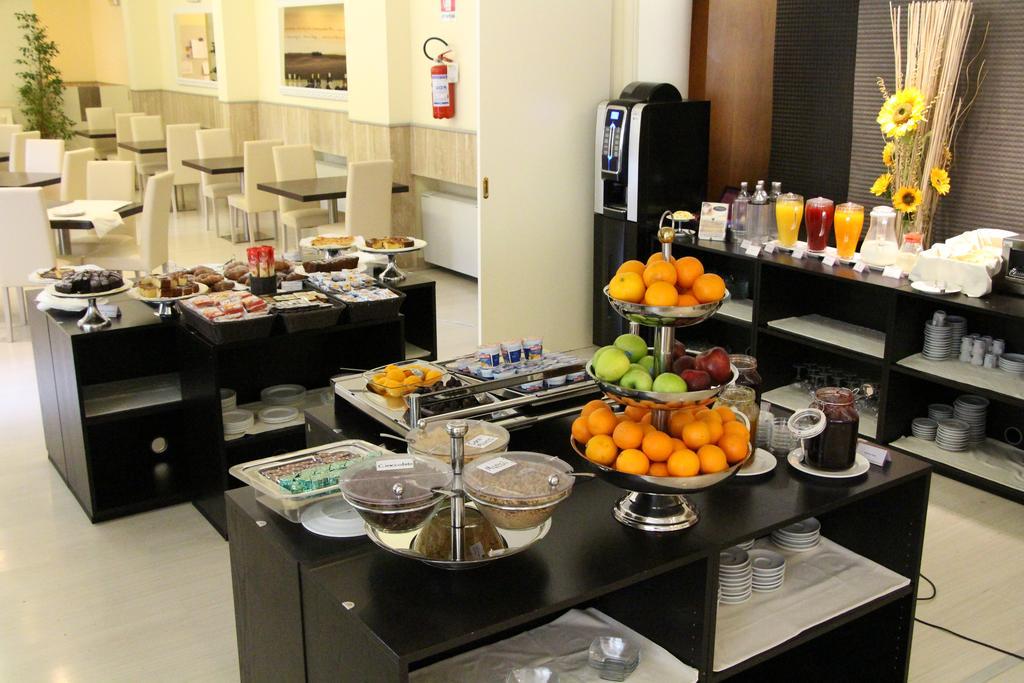 Hotel Executive Siena Esterno foto