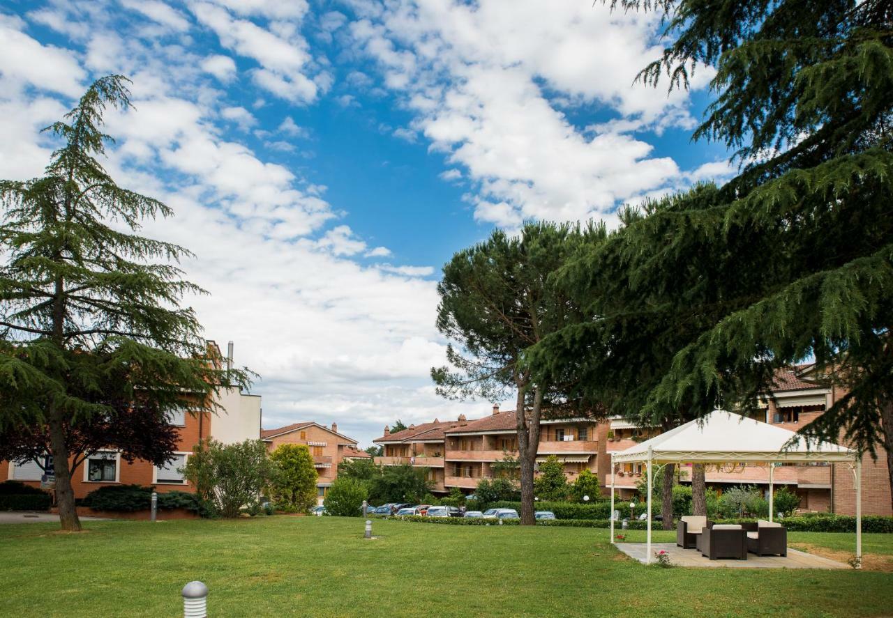 Hotel Executive Siena Esterno foto